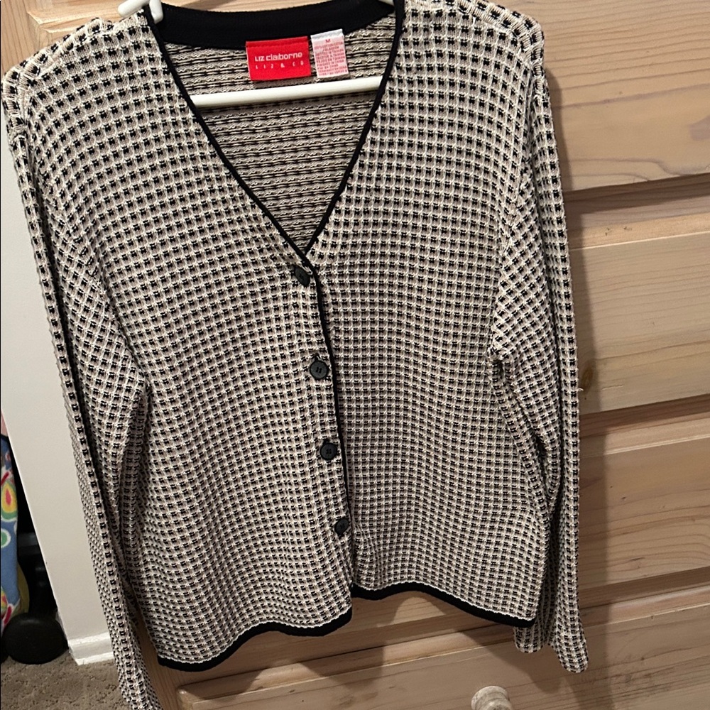 Liz Claiborne Houndstooth Cardigan in Black and Cream